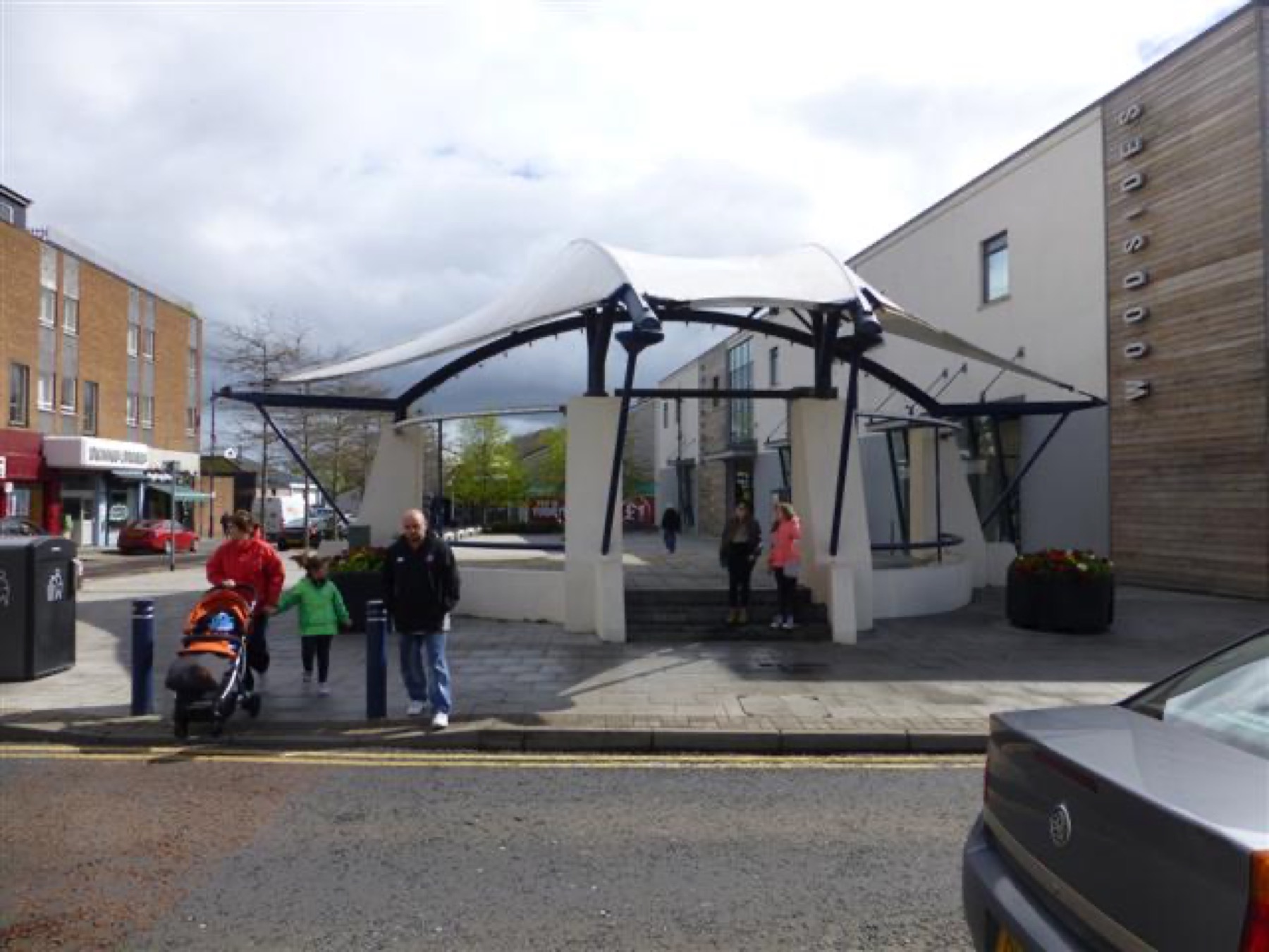 Shops and traffic in Larne town centre