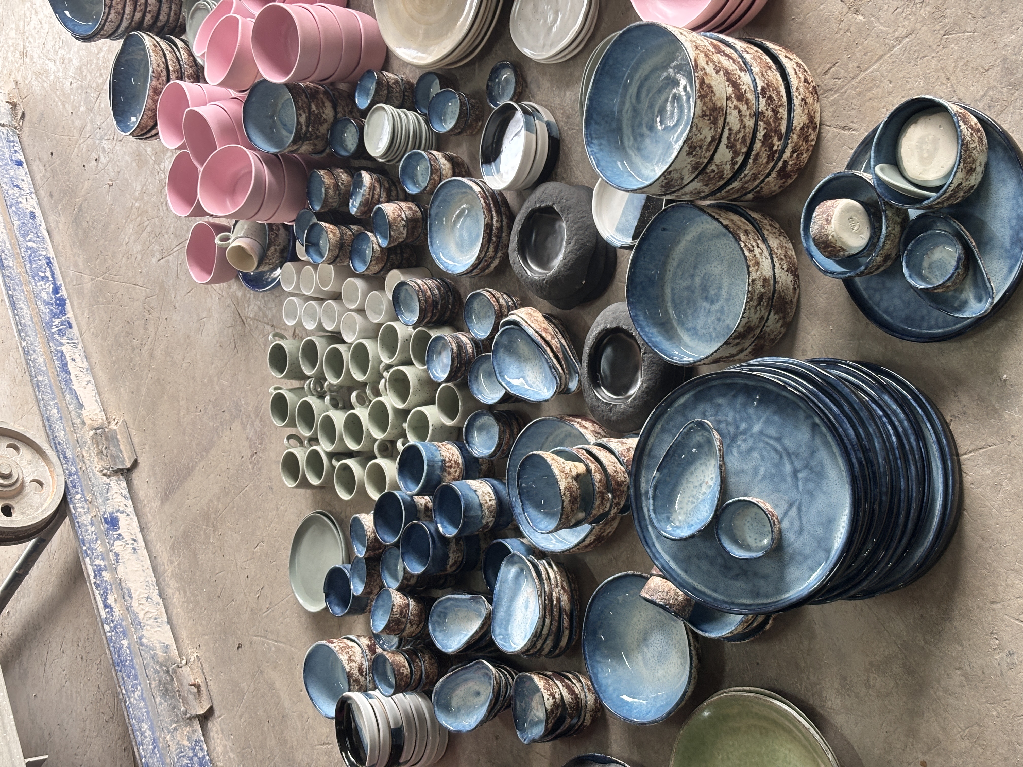 Assorted ceramic tableware